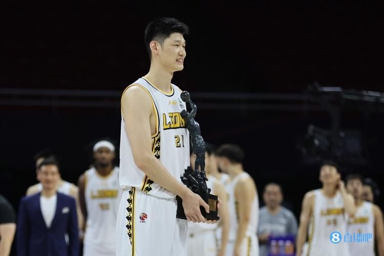 村上里沙